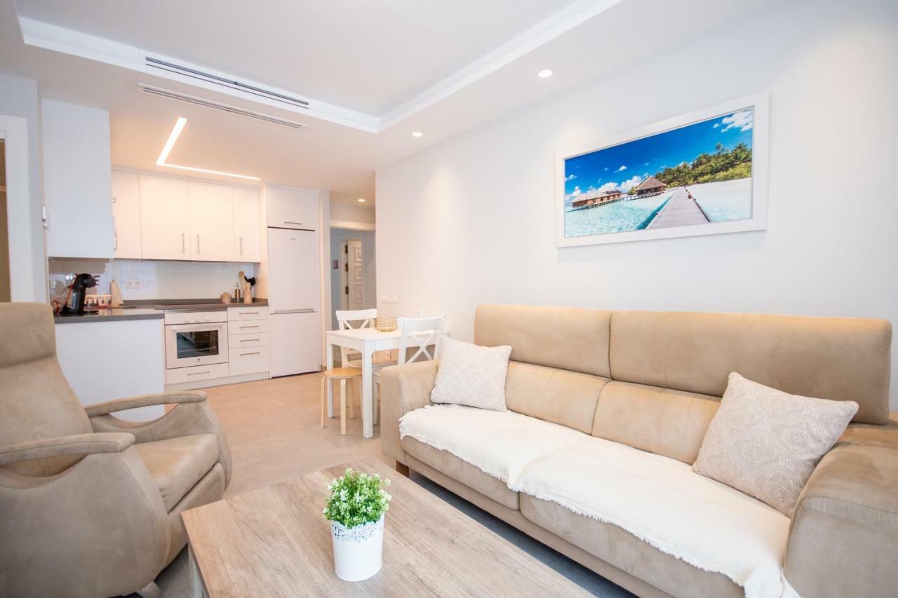 Cubo'S Apartamento Tivoli B3 ベナルマデナ エクステリア 写真
