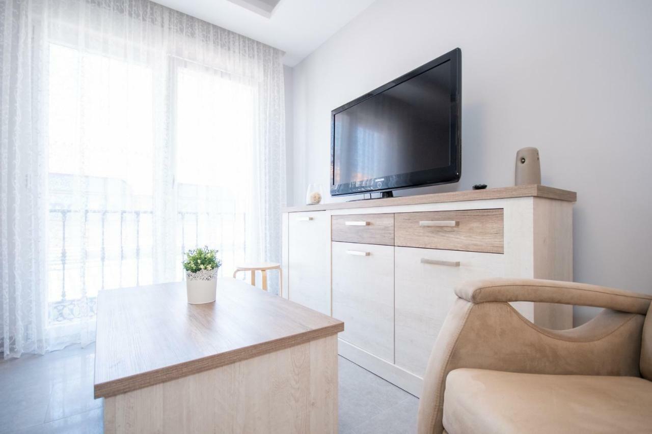 Cubo'S Apartamento Tivoli B3 ベナルマデナ エクステリア 写真