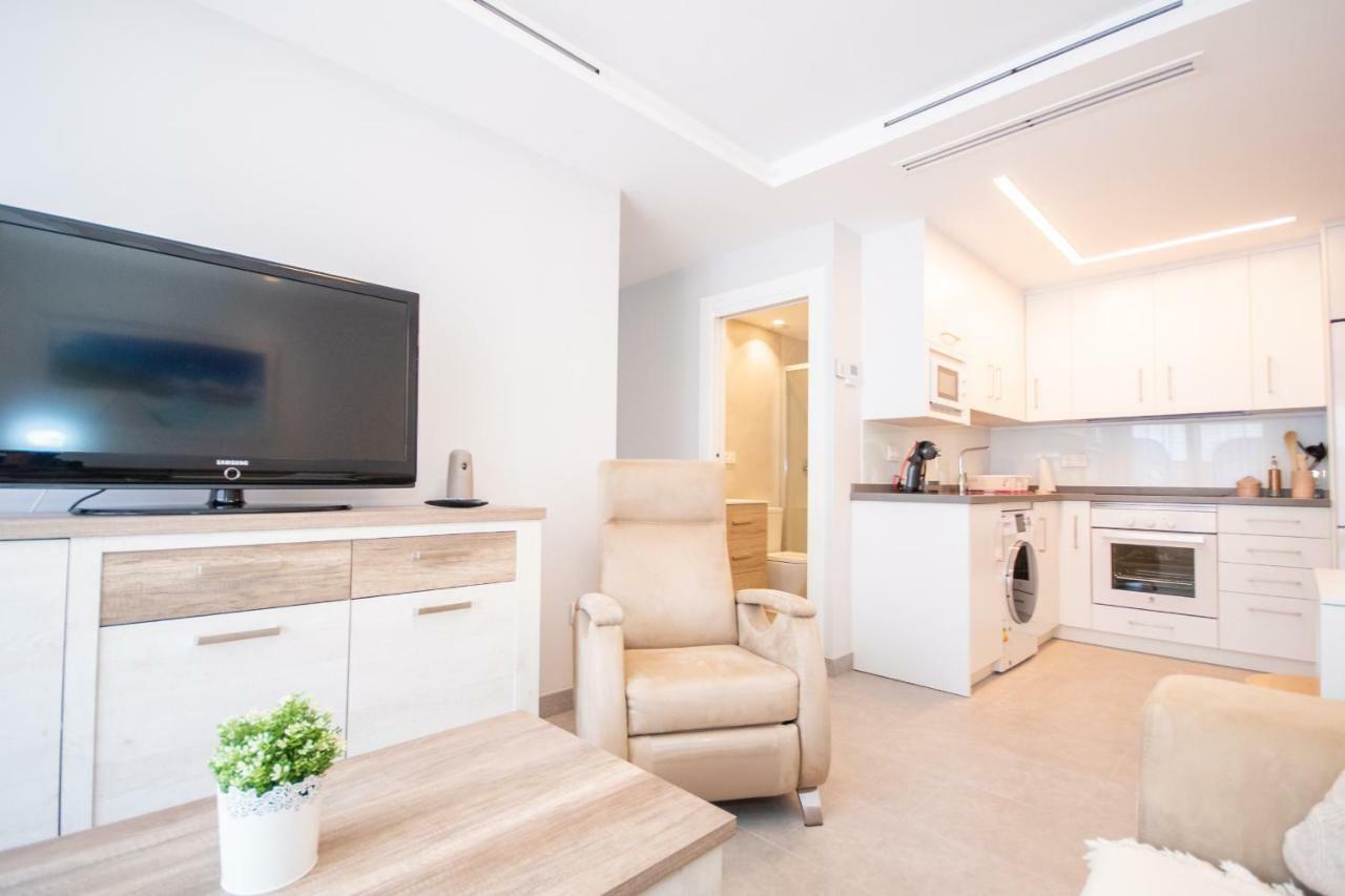 Cubo'S Apartamento Tivoli B3 ベナルマデナ エクステリア 写真