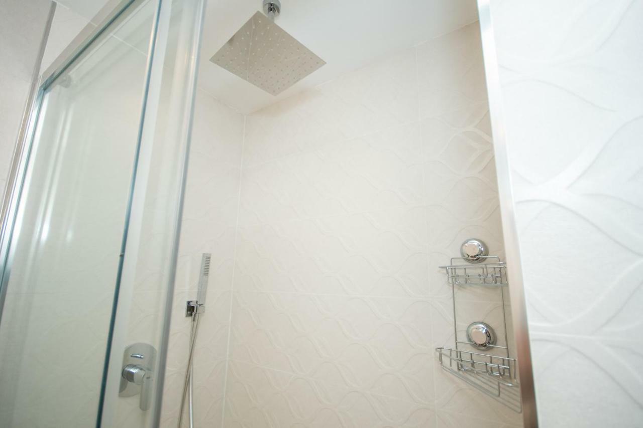 Cubo'S Apartamento Tivoli B3 ベナルマデナ エクステリア 写真
